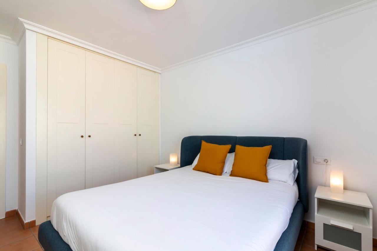 Homeforguest Apartamento En La Tejita Con Piscina, Terraza Y Wifi グラナディージャ・デ・アボナ エクステリア 写真